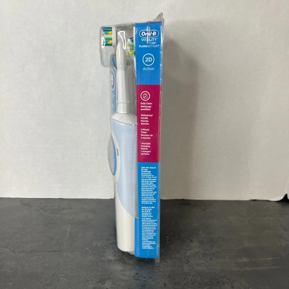 Oral-B Vitality FlossAction Rechargeable Electric Toothbrush, 2 Brush Heads NIB - Image 3 of 4