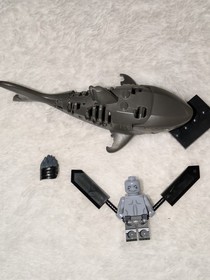 Lego Pirates Of The Caribbean 71042 Zombie Ghost Shark & Custom Kisame Hoshigaki
