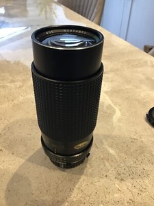 RMC Tokina 80-200mm F4 Lens in good condition. M/MD Mount
