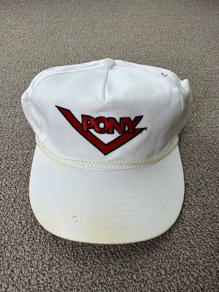 Cappello pony berretto snapback scarpe marca pony bianco rosso vintage