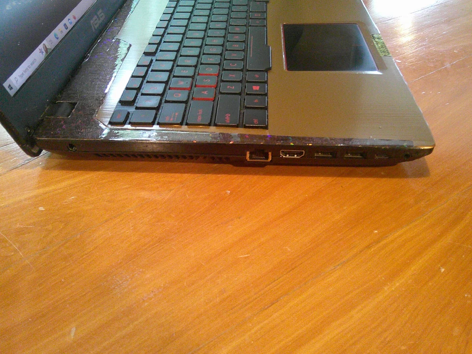 Asus Rog STRIX GL553VW,i5 6300hq 3.20ghz,500-250gb,8gb 15.6" - image 3 of 4