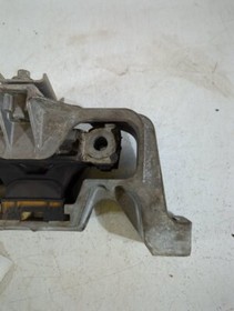 Mercedes A-class W176 A180 Cdi Amg 2012-2018 1461 Engine Mount driver Side N57