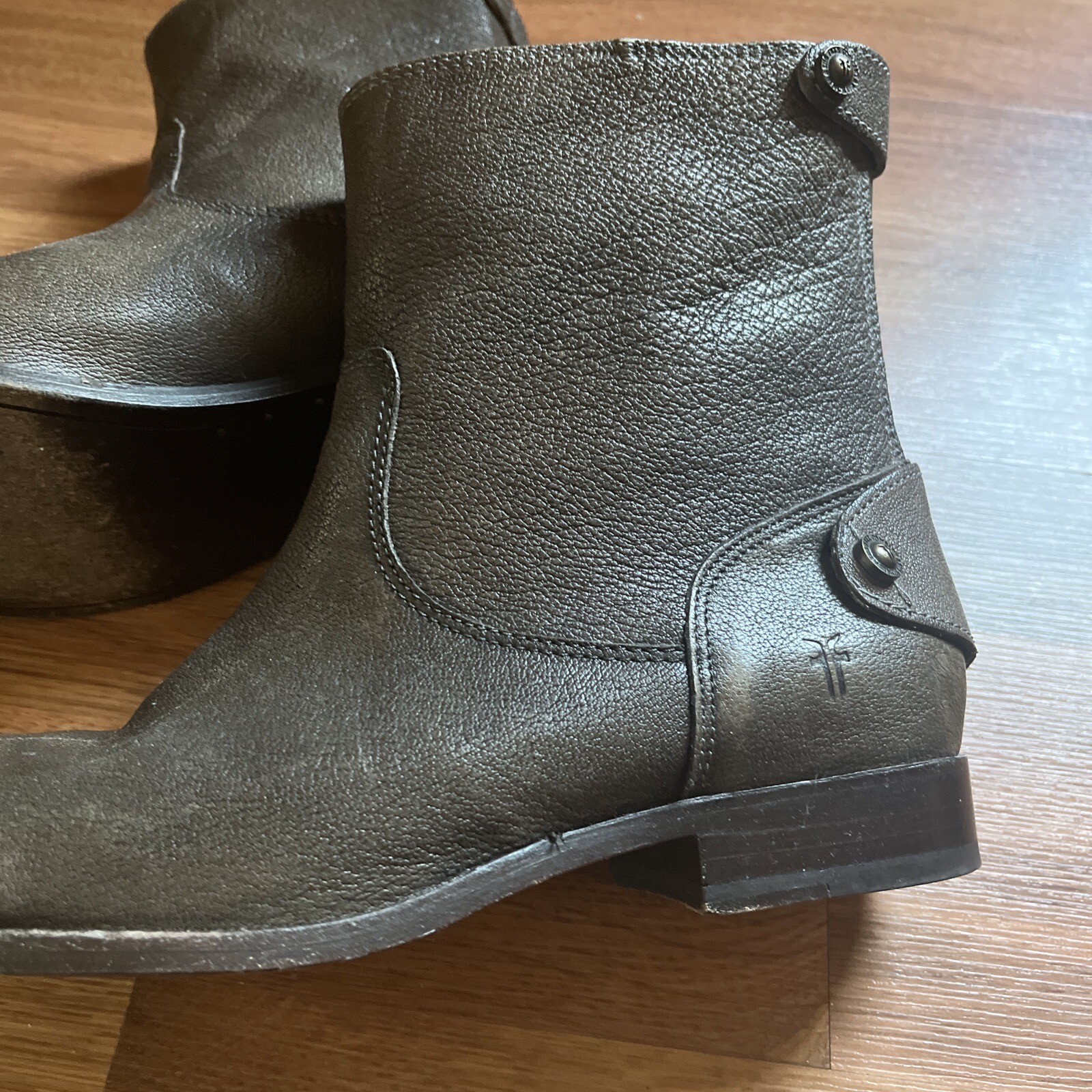 Fry Boots, 10B, Melissa Button Zip Womens Short Brown Leather Boots, EC