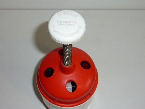 Vintage Zyliss Automatic 70 Food Chopper #31 - Picture 3 of 7