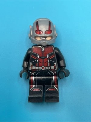 Lego Marvel Super Heroes Ant-Man Scott Lang Upgraded Suit Minifigure 76109 - Image 1 of 4