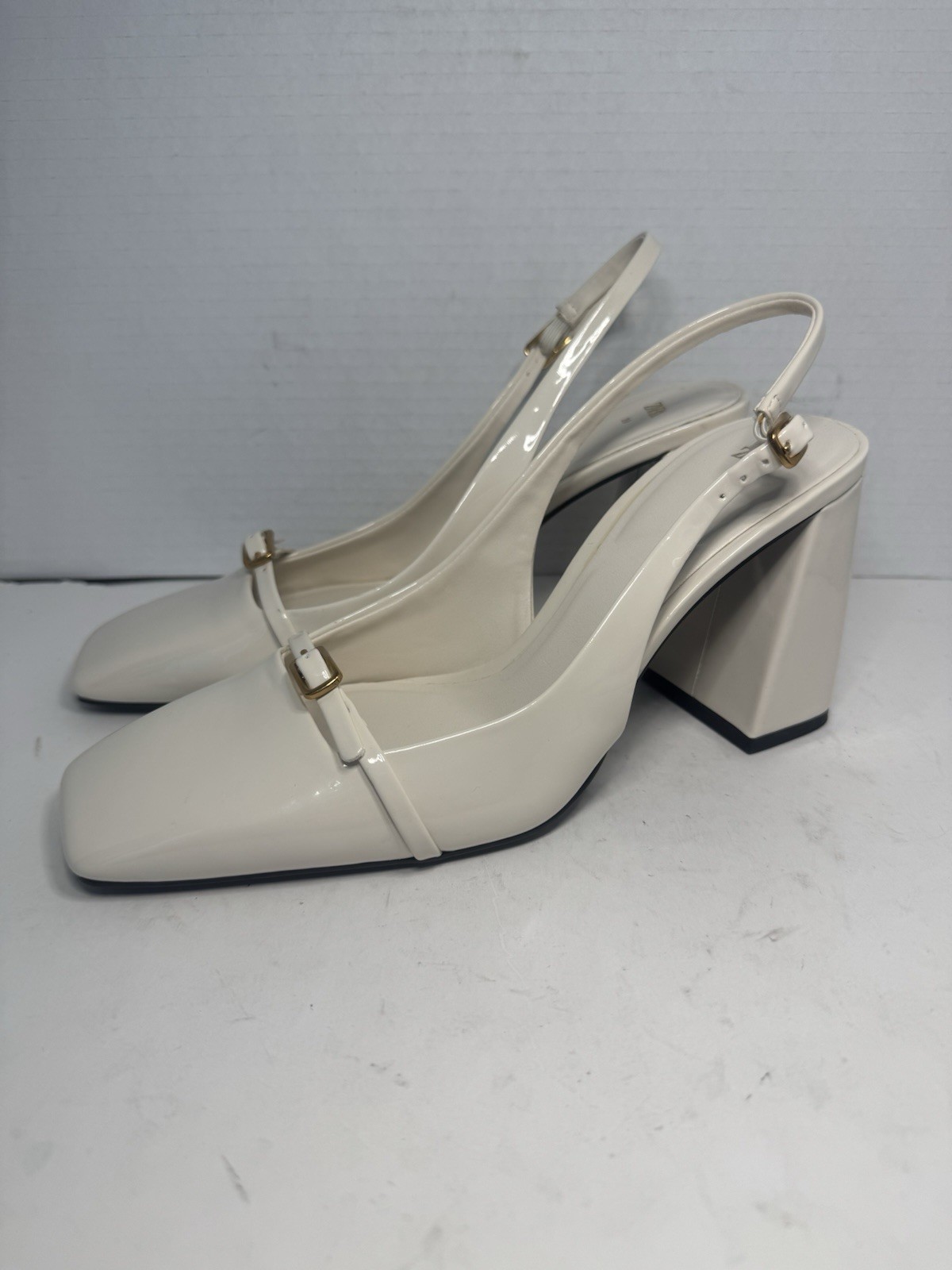 Zara Women Heels White Size 39