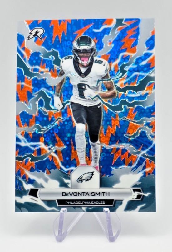 2025 Topps Resurgence - DeVonta Smith Blue and Orange Spark #81 Eagles