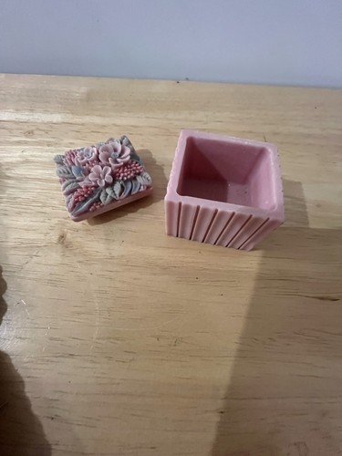VINTAGE Floral Top Trinket Jewelry Box Design Centre London Made in Wales VG - Picture 3 of 6