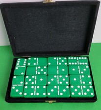 Domino Double Six 6 Green Tournament Size Spinners Faux Black Velvet Box.