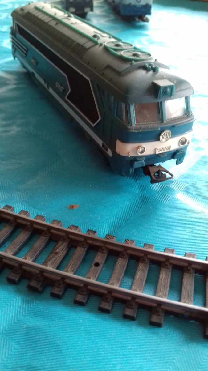Locomotive JOUEF BB 12079 - Modélisme