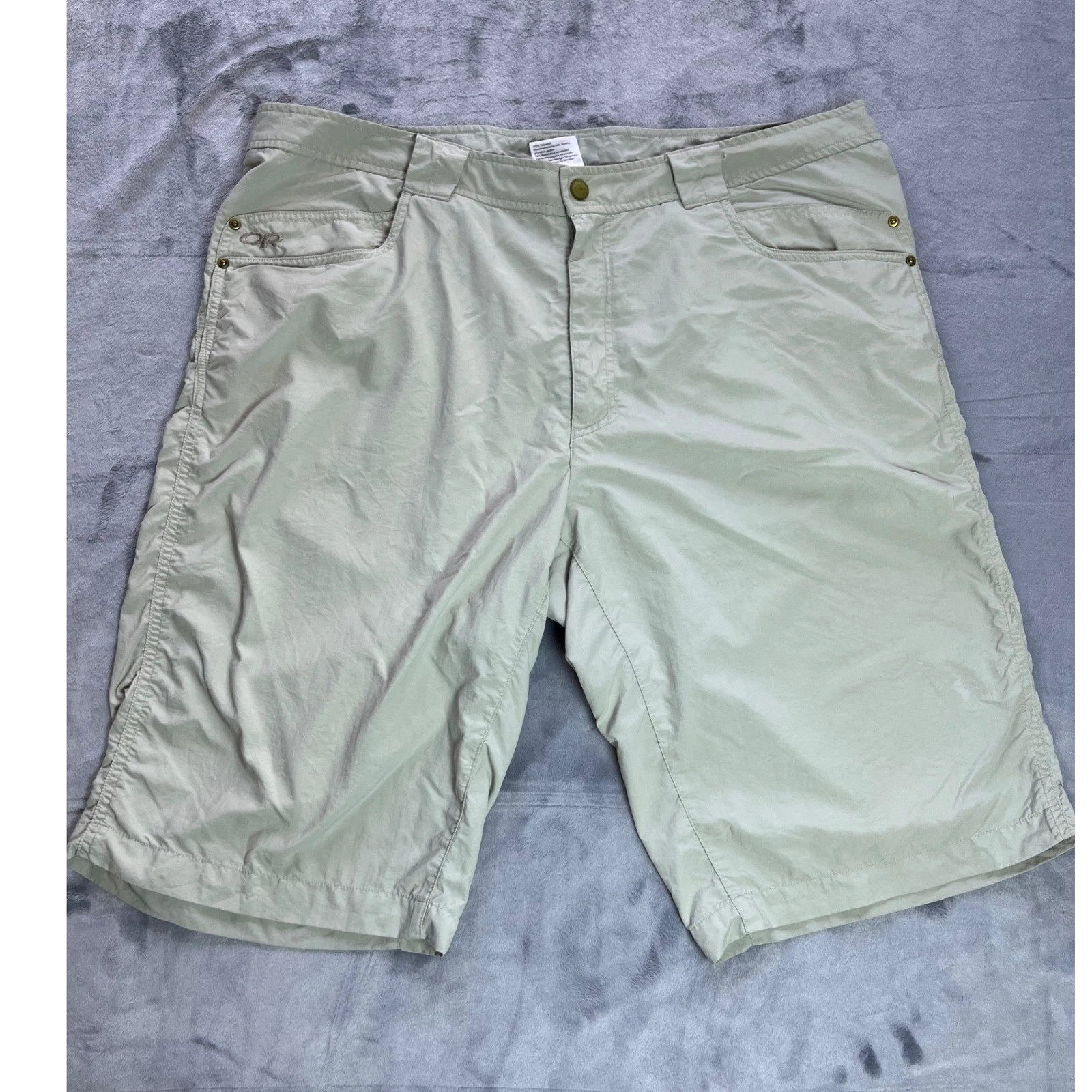 Outdoor Research Mens Khaki Cargo Shorts Size 38 Lightweight Quick Dry Outdoor