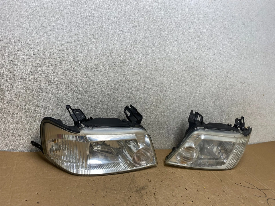 Faros halógenos laterales izquierdo+derecho Mercury Mariner 2005 a 2007 V0378 DW Foto 3 de 4