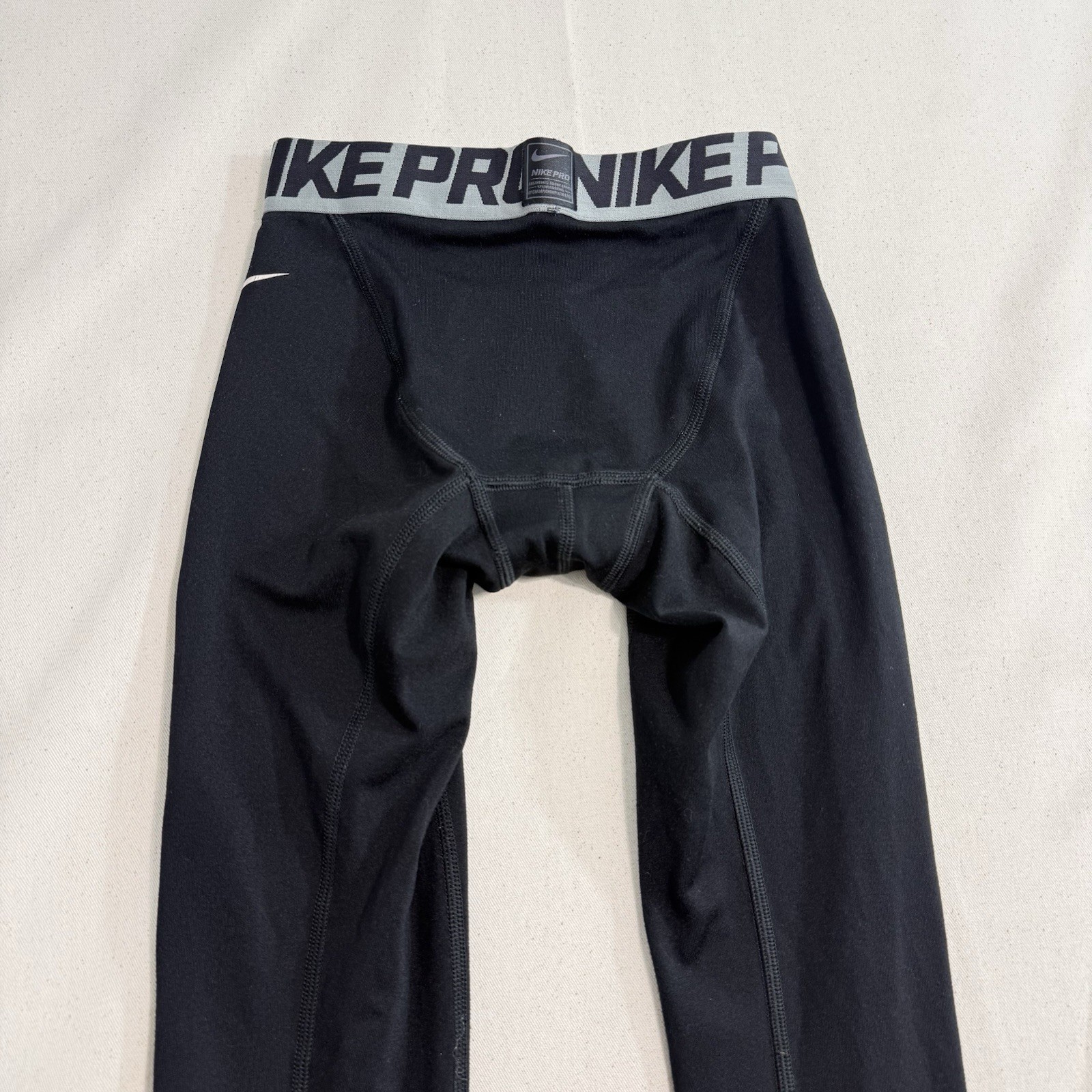 Nike Pro Tights Boys Youth Size Small Dri Fit  Compression Tights Black thumbnail 10