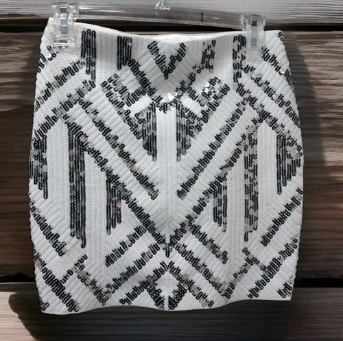 MINI GONNA AZTECA A VITA ALTA PAILLETTES AZTECA BIANCA/nera/argento nuova senza etichette taglia XS - Foto 1 di 6