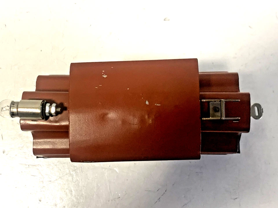 PREWAR Lionel #150 Electric Loco NYC Lines O gauge RESTORED. SOLD AS IS - Image 4 of 4