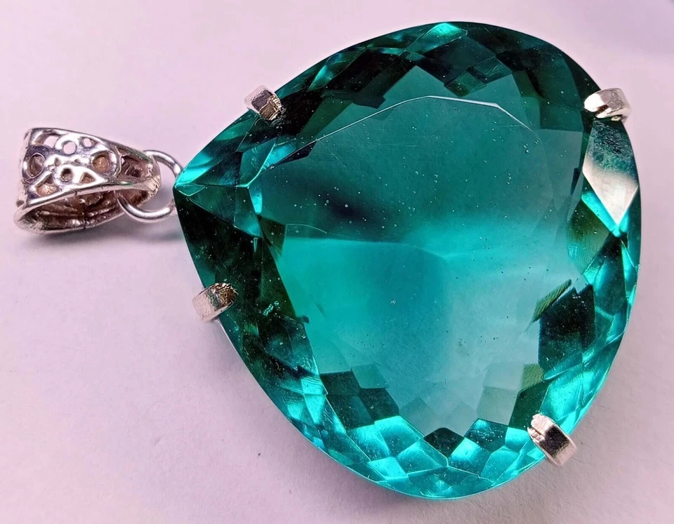 Colgante Topacio Verde Corte Pera 131-132 Ct Piedras Preciosas Naturales Certificado EGL Foto 3 de 4