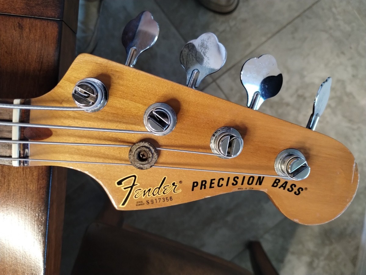 1979 Fender Precision Bass off white, rosewood fretboard, Amazing