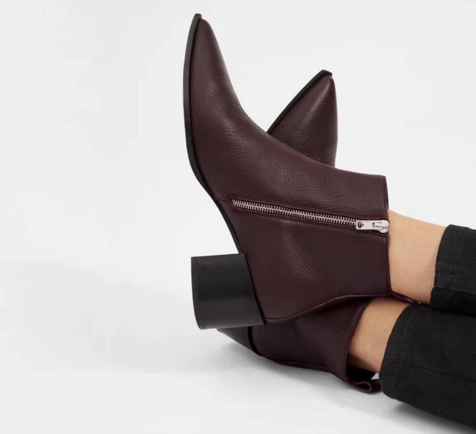 EVERLANE sz 6 WomenThe Boss Ankle Boots Pebbled Italian Leather Heel Burgundy - Image 4 of 4