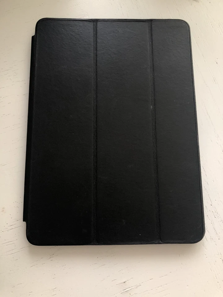 Apple iPad Air 2 plateado con estuche usado  Foto 4 de 4