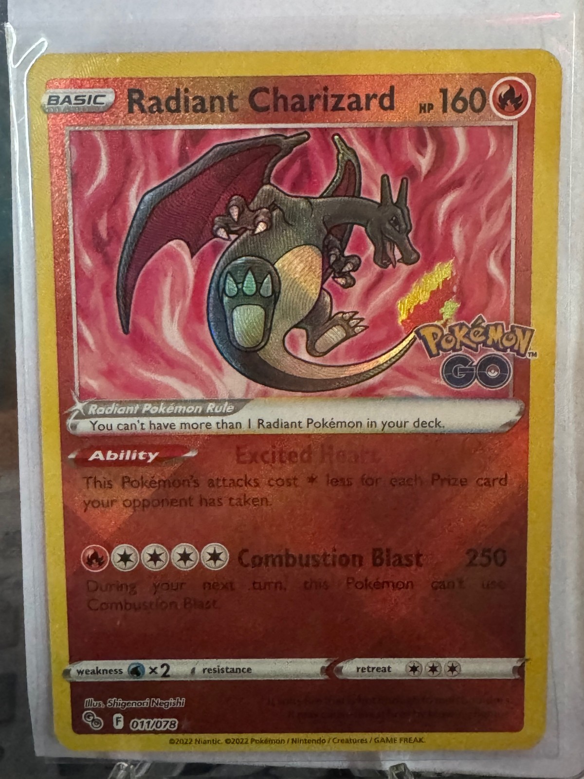 Pokemon GO #011/078 Radiant Charizard