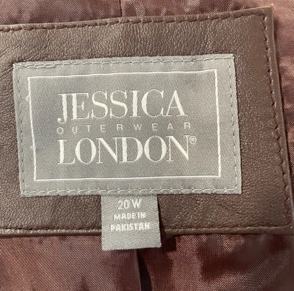 人造毛皮衬里和领棕色皮大衣 — 第 3/4 张图片