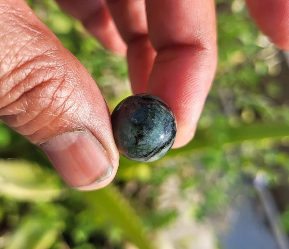 Esfera Esmeralda 33 cts Piedras Preciosas Esmeralda Esfera Reiki, Piedra Esmeralda Foto 2 de 4