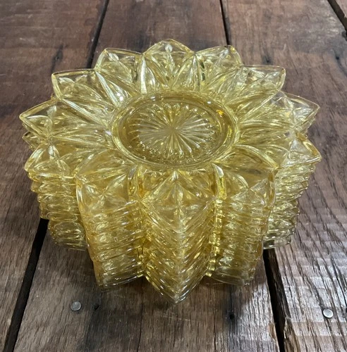 Vintage Federal Glass Set Of 10 Yellow Amber Flower Petal Plates 6" 12 Point