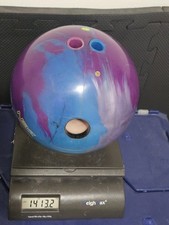 900 Gobal ZEN 15 lb Bowling Ball   USED - VIS...