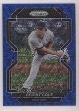 2022 Panini Prizm Blue Donut Circle Prizm 24/199 Gerrit Cole #20 0l1