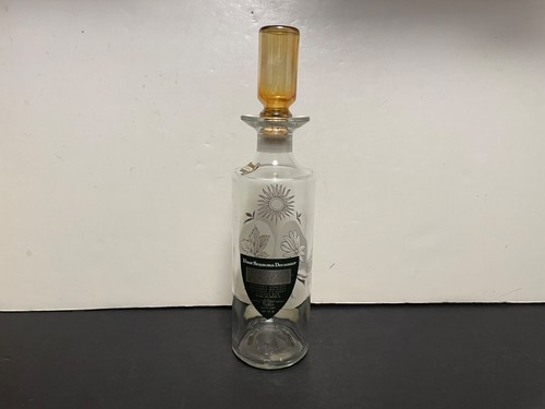 Old Fitzgerald Bourbon Whiskey Bottle with 4 Seasons Motif - Stitzel Weller - Picture 7 of 14