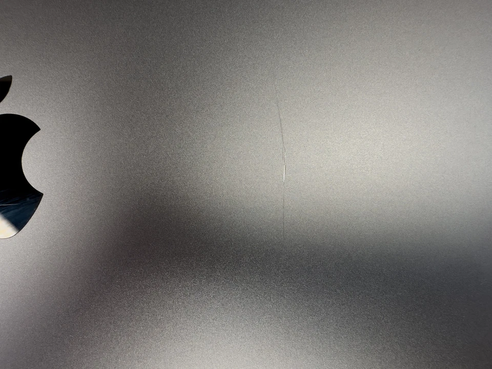 OEM Apple MacBook Pro 15" LCD Screen Display 2018-2019 A1990  Space Gray Grade C - Image 2 of 4