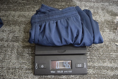 BOYS M 10/12 Federacion Salvadorena Futbol El Salvador 26x6.5 Soccer Shorts READ - Picture 6 of 7