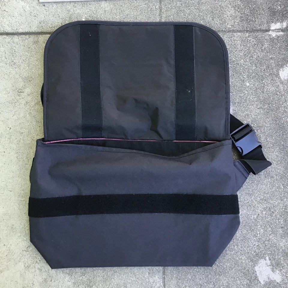 Herschel Bolso Mensajero para Laptop Negro Bandolera Escuela Trabajo Cartera 18" x 12" Foto 4 de 4