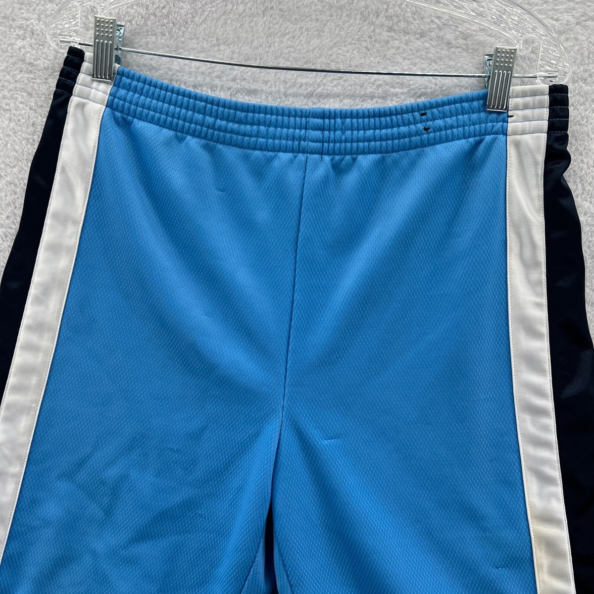 Short sport garçon matière technique Numéro 10 marine