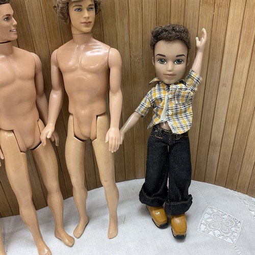 Lotto Barbie Bratz Fashion Doll TUTTO "COSÌ COM'È" NON BEN CURATO ragazzo e ragazza LEGGI - Foto 23 di 24