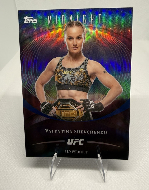 Topps 2026 Midnight UFC MMA Valentina Shevchenko Base Set #70 Trading Card