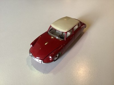 dinky toys atlas 1:43 Citroen DS19 in OVP