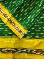 Pure Silk Sari / Silk fabric 5 yards/ Recycled Natural Vintage Fabrics PSS17795