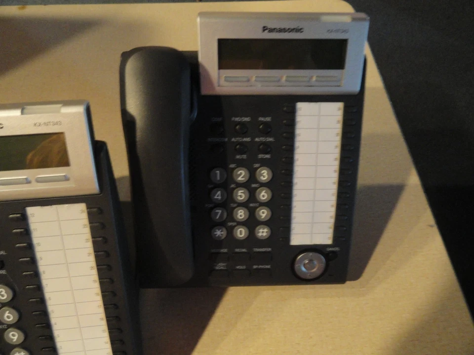 Panasonic KX-NT343B Bundle of (15) Pre-Owned Used Phones-Nice (5) Used - Image 3 of 4