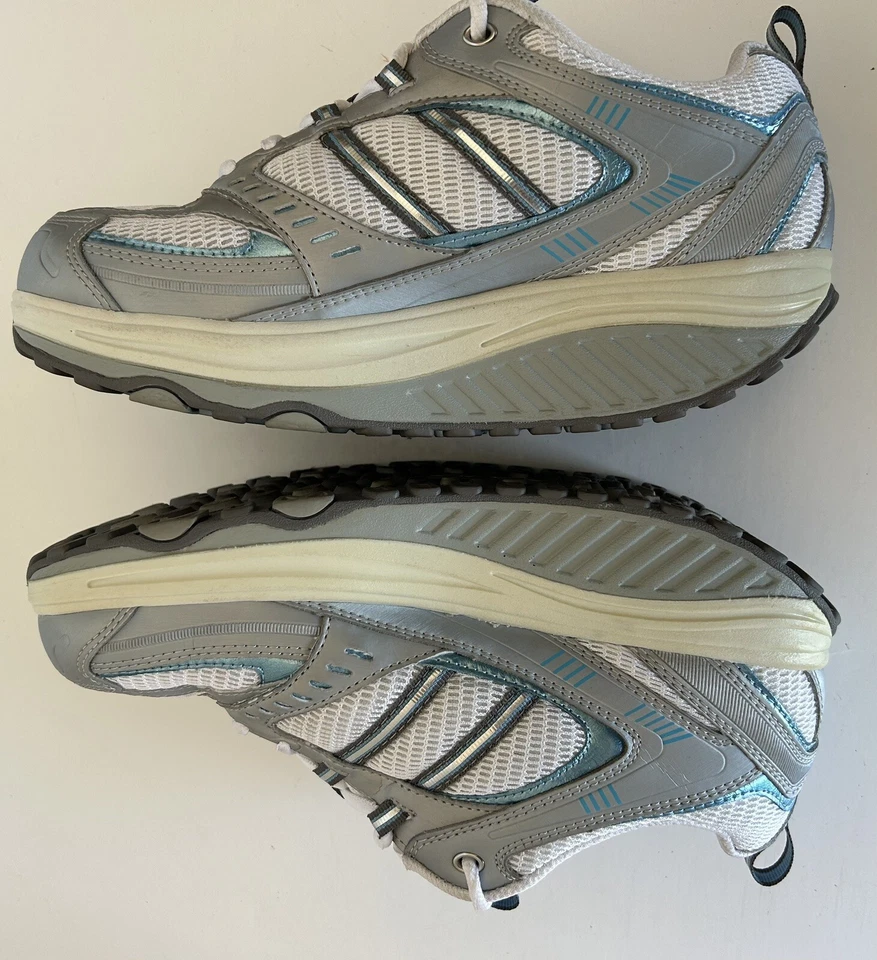 Zapatos para caminar tonificados SKETCHERS SHAPE UPS para mujer ~ 11814 ~ blanco plata azul ~ talla 8 Foto 4 de 4