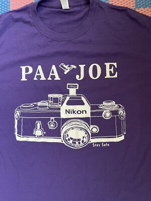 Paa Joe Ghanaian Coffin Maker Artist T-shirt size Large Rare Nikon Camera