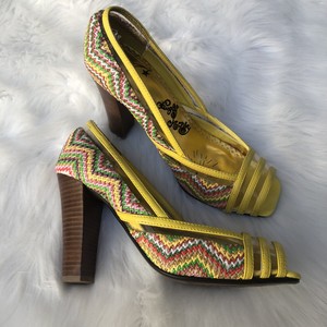yellow shoes heels womens
