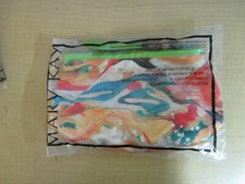 MARY KAY LIMITED EDITION ART OF NATURE COLLECTION ZIP CLUTCH--COSMETIC CASE--NEW