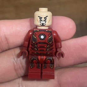 Lego Marvel Super Heroes Minifigure SH0164 Iron Man Mark 45 Armor 76029-1