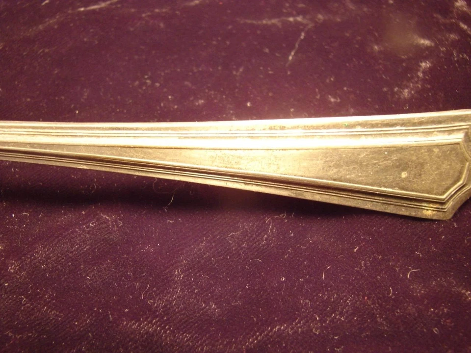 NATIONAL SILVER CO. ANTIQUE CAKE/PIE SERVER - E.P.N.S. - PATTERN NATIONAL ONE - Image 3 of 4