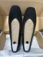 Vivaia Margot 2.0 Square-Toe V-Cut Flats Black Size US 11/ W