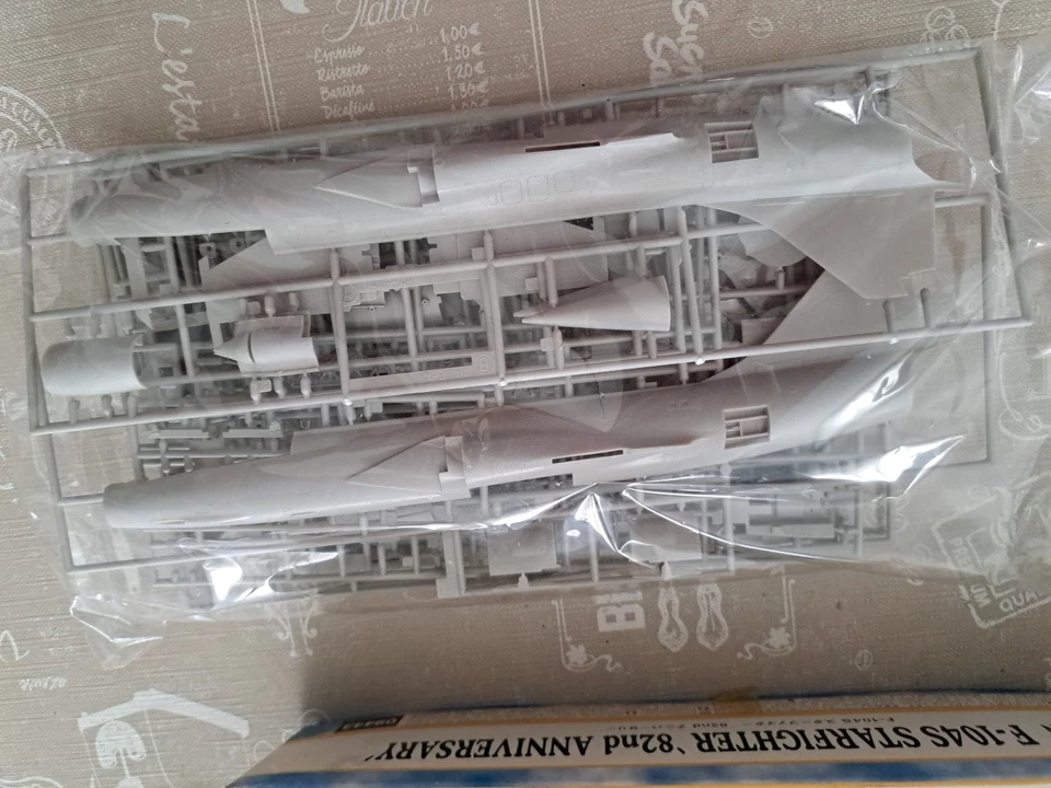 F-104S Starfighter 82nd Anniversary Italian Air Force Hasegawa 1/48 - Immagine 3 di 4