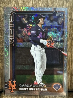 2025 Topps Update Francisco Lindor #US290 2-For-1 Swing Holo Foil