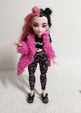 Monster High Creepover Party Draculaura Doll PLEASE READ DESC.