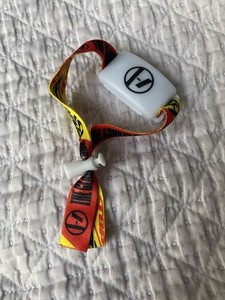 Twenty One Pilots Silikon-Armband – Offizieller Band-Merchandise, Musik-Fanartikel Twenty One Pilots Silikon-Armband – Offizieller Band-Merchandise, Musik-Fanartikel